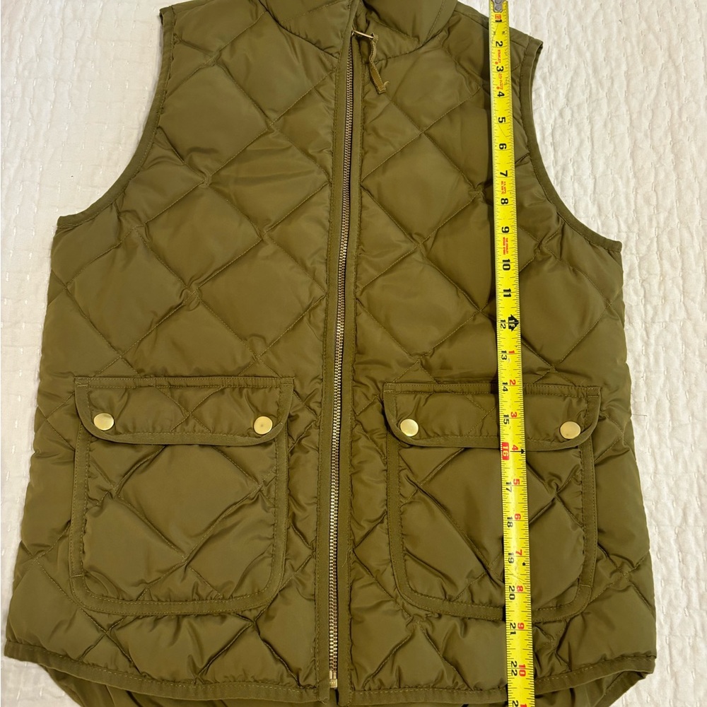 J.Crew Quilted Excursion Vest Olive Green Women’s XS - Picture 9 of 15